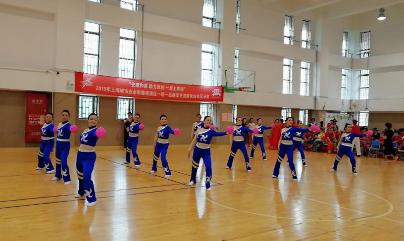上海市社區(qū)<a href=http://m.wwwyw99966.com target=_blank class=infotextkey>健身</a>俱樂部 上海市社區(qū)<a href=http://m.wwwyw99966.com target=_blank class=infotextkey>健身</a>俱樂部
