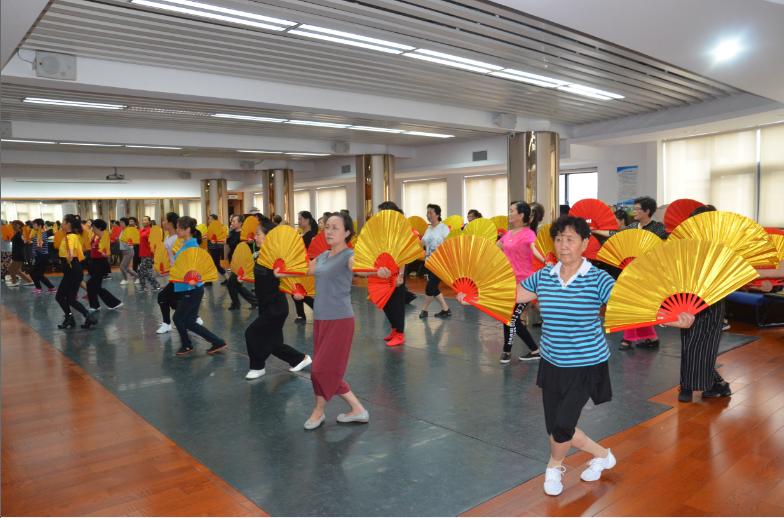 上海市社區(qū)<a href=http://m.wwwyw99966.com target=_blank class=infotextkey>健身</a>俱樂部 上海市社區(qū)<a href=http://m.wwwyw99966.com target=_blank class=infotextkey>健身</a>俱樂部