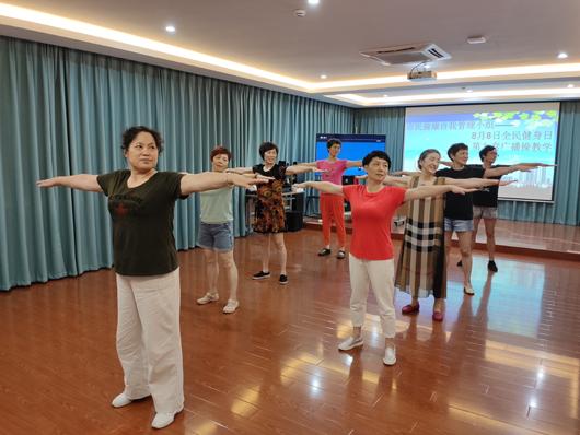 上海市社區(qū)<a href=http://m.wwwyw99966.com target=_blank class=infotextkey>健身</a>俱樂部 上海市社區(qū)<a href=http://m.wwwyw99966.com target=_blank class=infotextkey>健身</a>俱樂部