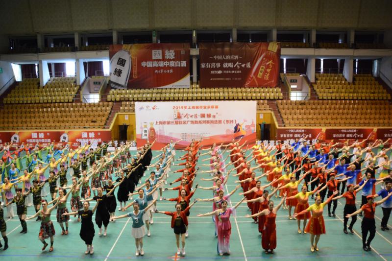 上海市社區(qū)<a href=http://m.wwwyw99966.com target=_blank class=infotextkey>健身</a>俱樂(lè)部 上海市社區(qū)<a href=http://m.wwwyw99966.com target=_blank class=infotextkey>健身</a>俱樂(lè)部