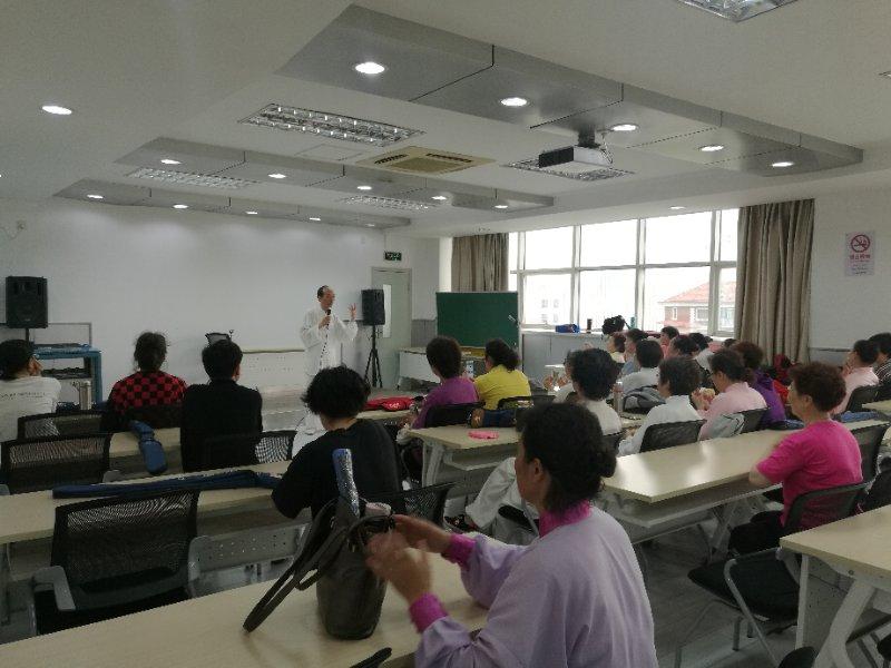 上海市社區(qū)<a href=http://m.wwwyw99966.com target=_blank class=infotextkey>健身</a>俱樂部