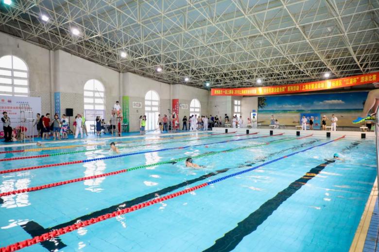上海市社區(qū)<a href=http://m.wwwyw99966.com target=_blank class=infotextkey>健身</a>俱樂(lè)部 上海市社區(qū)<a href=http://m.wwwyw99966.com target=_blank class=infotextkey>健身</a>俱樂(lè)部