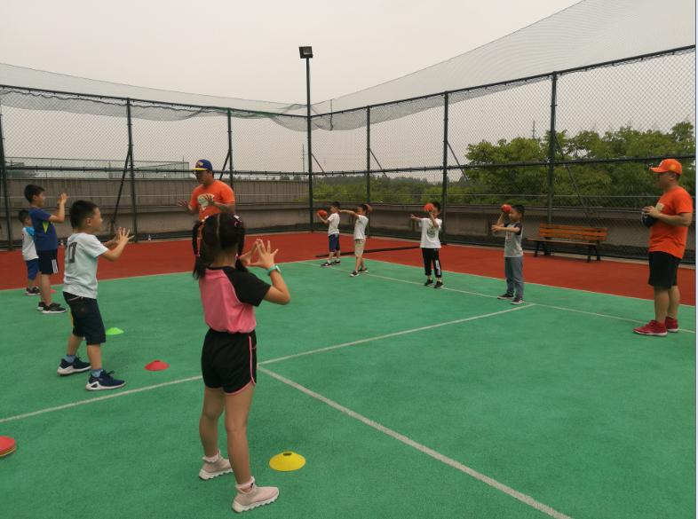 上海市社區(qū)<a href=http://m.wwwyw99966.com target=_blank class=infotextkey>健身</a>俱樂(lè)部