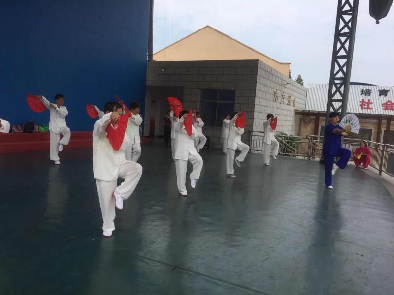 上海市社區(qū)<a href=http://m.wwwyw99966.com target=_blank class=infotextkey>健身</a>俱樂部 上海市社區(qū)<a href=http://m.wwwyw99966.com target=_blank class=infotextkey>健身</a>俱樂部
