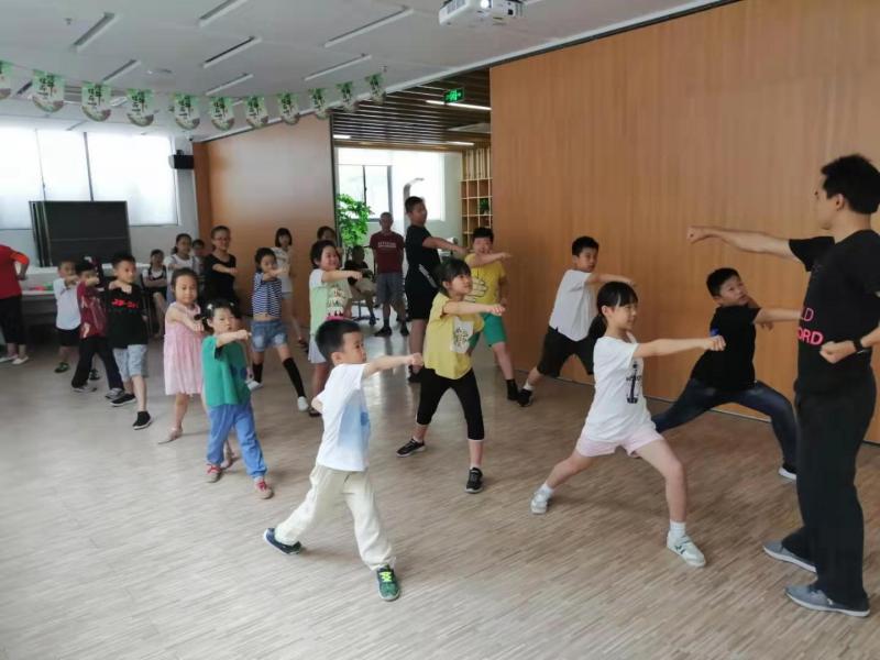 上海市社區(qū)<a href=http://m.wwwyw99966.com target=_blank class=infotextkey>健身</a>俱樂部