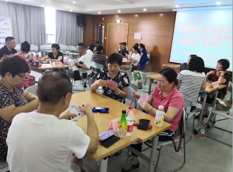 上海市社區(qū)<a href=http://m.wwwyw99966.com target=_blank class=infotextkey>健身</a>俱樂(lè)部 上海市社區(qū)<a href=http://m.wwwyw99966.com target=_blank class=infotextkey>健身</a>俱樂(lè)部