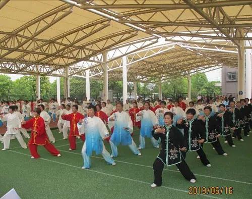 上海市社區(qū)<a href=http://m.wwwyw99966.com target=_blank class=infotextkey>健身</a>俱樂部
