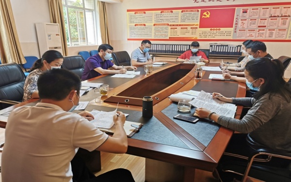 梁校長做重要指示