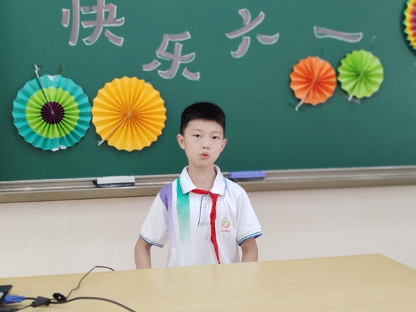 21圖二十一:一展歌喉.jpg