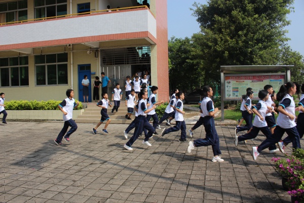 001.jpg