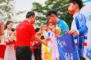 享受速度與激情 釋放青春活力 享受速度與激情 釋放青春活力