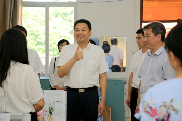 拳拳教育情 滿滿奮斗力 拳拳教育情 滿滿奮斗力