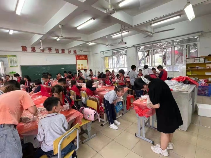 月圓中秋 情暖小將軍 月圓中秋 情暖小將軍