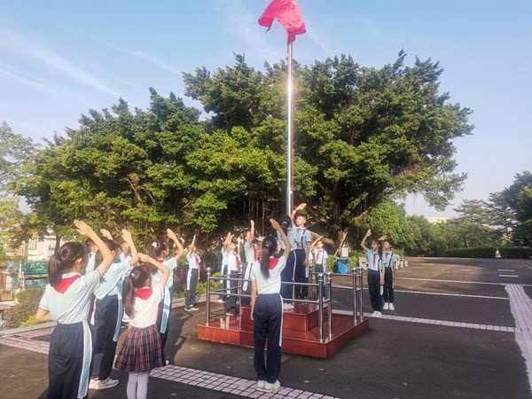 “請黨放心，強國有我”
