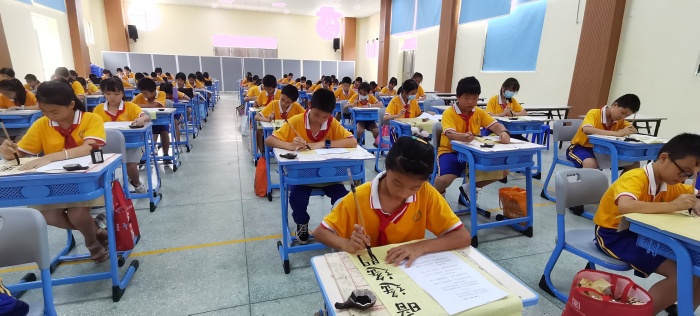 南朗小學(xué):“喜迎國慶 祝福祖國”愛國主義主題書畫現(xiàn)場比賽活動 南朗小學(xué):“喜迎國慶 祝福祖國”愛國主義主題書畫現(xiàn)場比賽活動