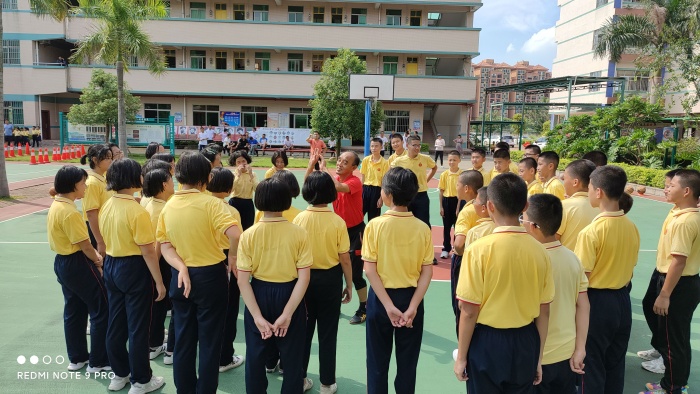 體育教學(xué)再研討 名師指導(dǎo)促提升 體育教學(xué)再研討 名師指導(dǎo)促提升