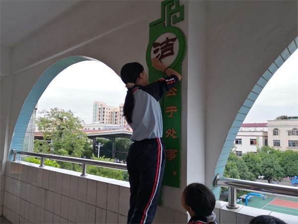 2_副本.jpg