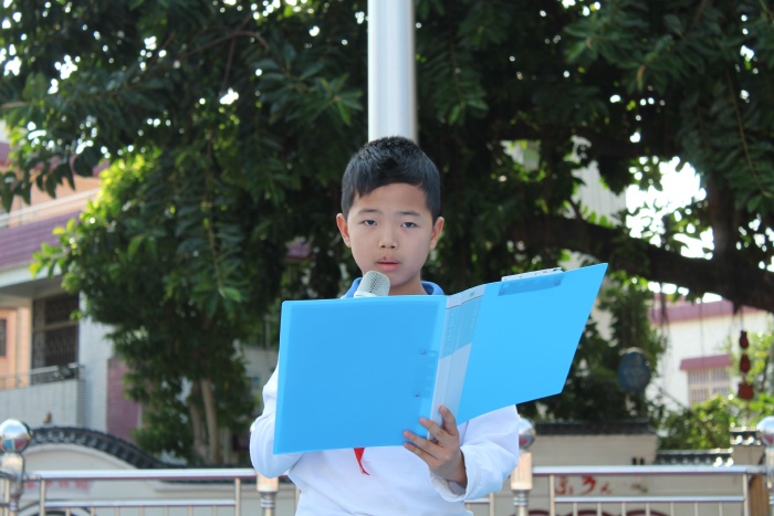 國旗下消防教育.JPG