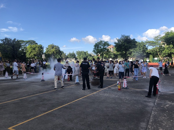 20200615師德師風(fēng)建設(shè)反饋會(huì) 報(bào)告廳(徐海燕) (5).JPG