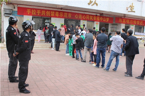 報(bào)名3.jpg