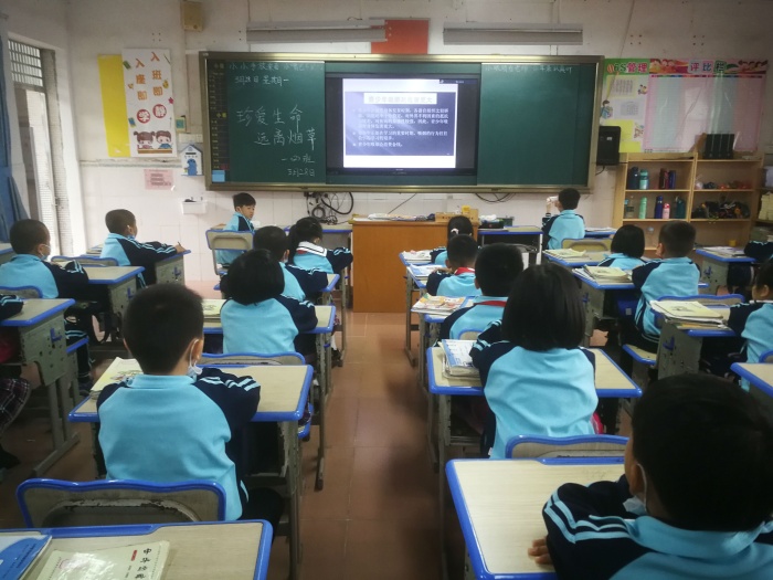 一2班2.jpg