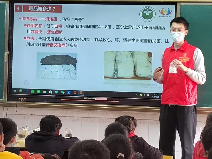 c384acc7d2d2e78a7ceaa31a7e95c21.jpg