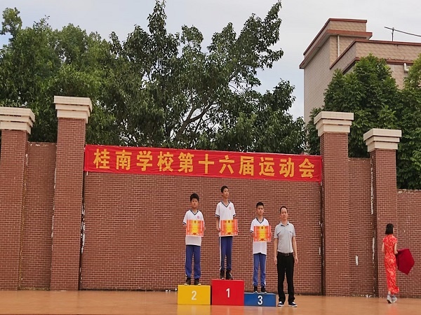9260dae595284d1e5faf44449b04df46.jpg