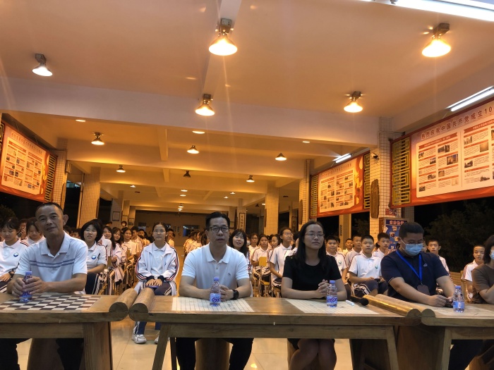 港中世界精神衛(wèi)生日宣講活動(dòng)黃妙妃主講2.jpg