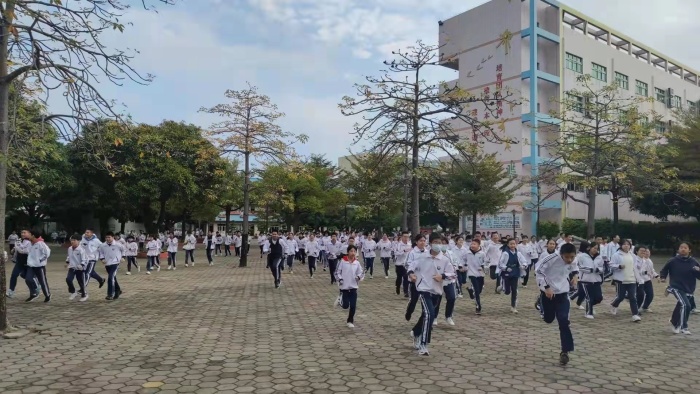 0.jpg