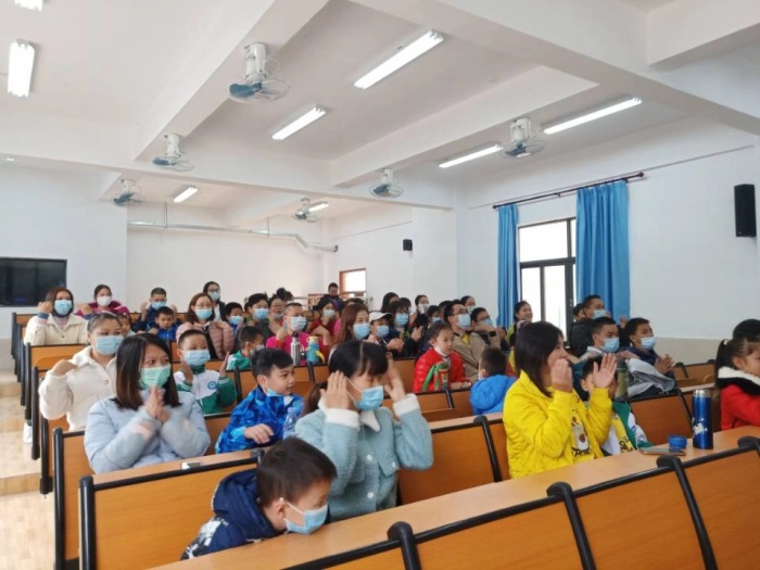 1c9de7c4c65115b2c873b8a5b81586a.jpg