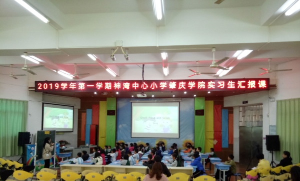 小雯.jpg