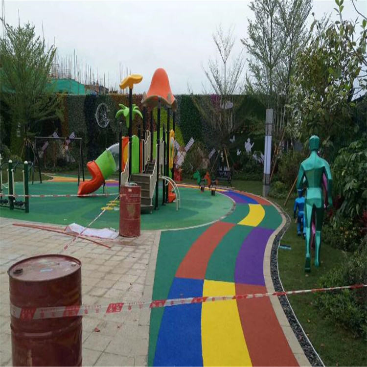 廊坊 小區(qū)EPDM<a href=http://m.wwwyw99966.com target=_blank class=infotextkey>塑膠跑道</a> dc023epdm塑膠場(chǎng)地 源頭廠家
