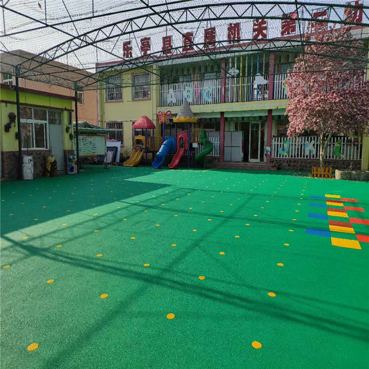 義發(fā) 操場<a href=http://m.wwwyw99966.com target=_blank class=infotextkey>塑膠跑道</a> <a href=http://m.wwwyw99966.com target=_blank class=infotextkey>塑膠跑道</a>鋪設 <a href=http://m.wwwyw99966.com target=_blank class=infotextkey>塑膠跑道</a>