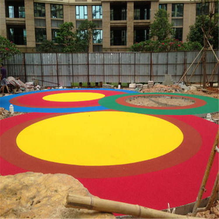 長(zhǎng)春 小區(qū)EPDM<a href=http://m.wwwyw99966.com target=_blank class=infotextkey>塑膠跑道</a> 幼兒園塑膠場(chǎng)地 工廠