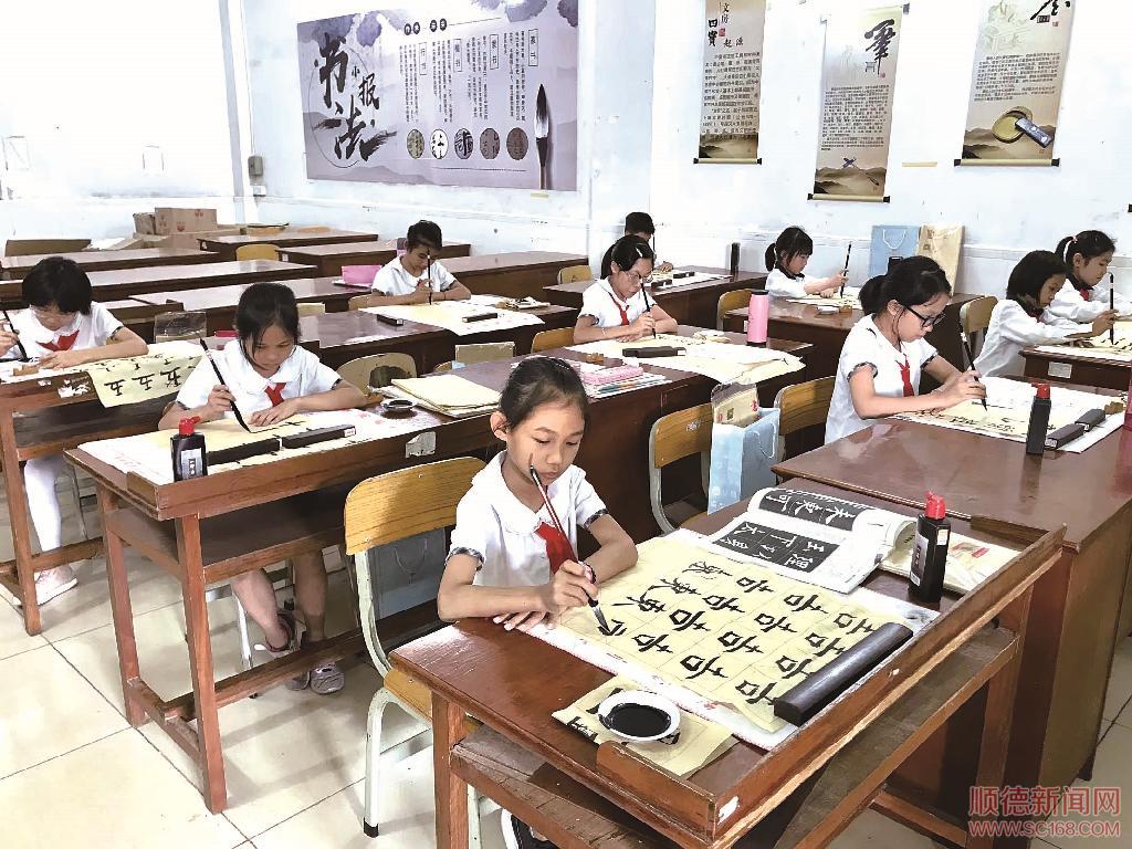 黨建引領(lǐng)，社團(tuán)活動(dòng)全員參與