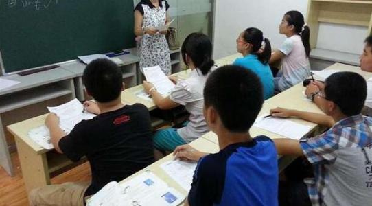 又有7名教師被嚴肅處理！高壓線高掛，為什么還有人去踩呢？