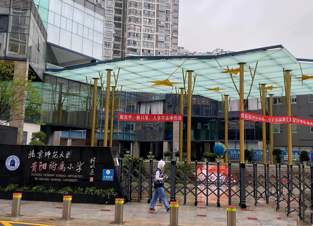 7歲女孩家長把自己描述得很偉大！都是別人的錯(cuò)嗎？只怕未必！