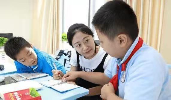 “教師工作滿三十年可提前退休”若成為現(xiàn)實(shí)，會(huì)有大量教師退休嗎