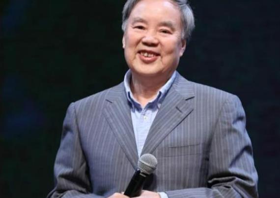 教育部通知，“大語文”時(shí)代正式來臨，英語不再稱霸天下