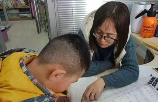 繼“打手心”時代后，新式“體罰”在中小學盛行，讓學生備受煎熬