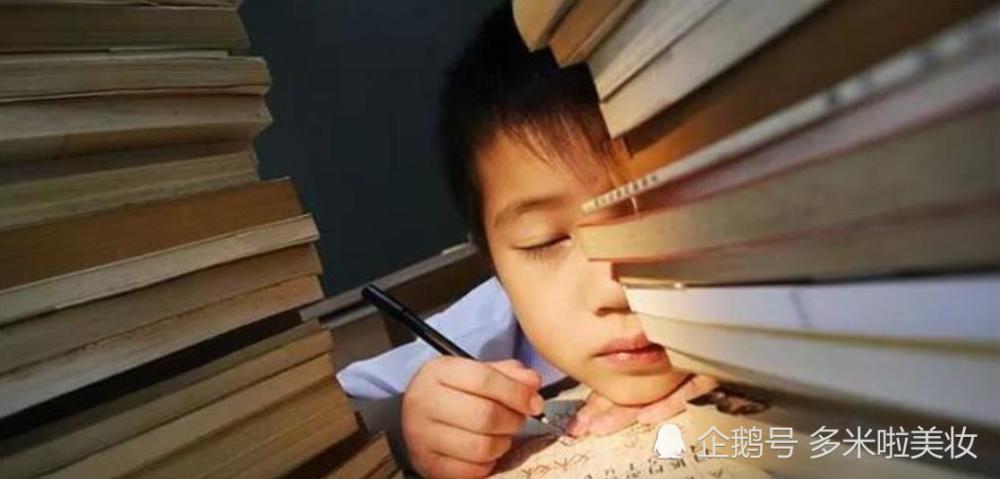 北大教授一針見血：當(dāng)前的教育雙軌制，成了家庭資源投入的無底洞