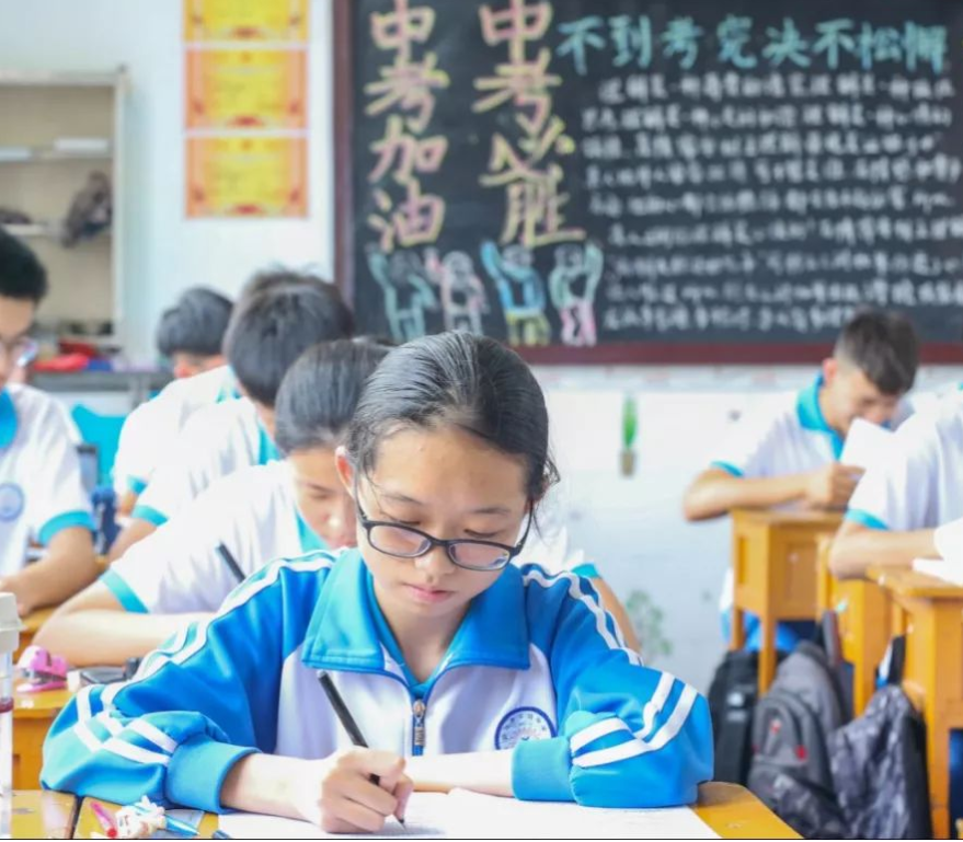 中小學(xué)“不考試”，面臨中考普職分流怎么辦？最好提前了解下