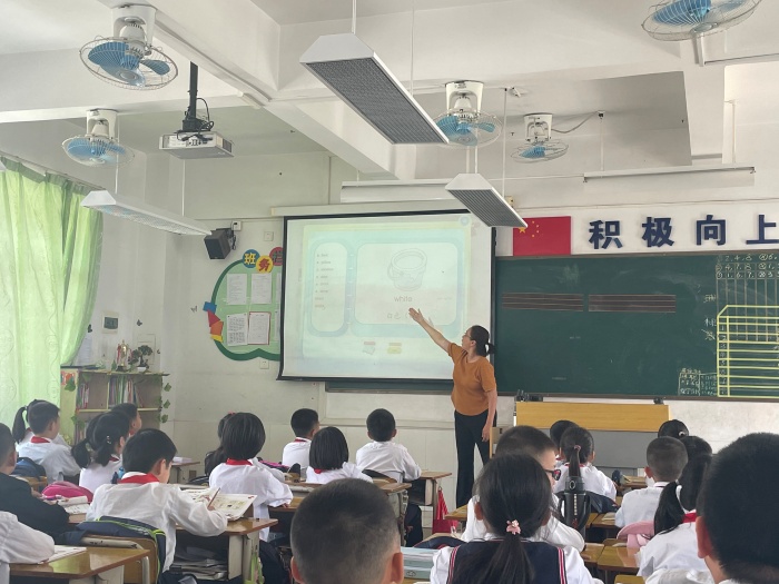 楊預(yù)1.JPG
