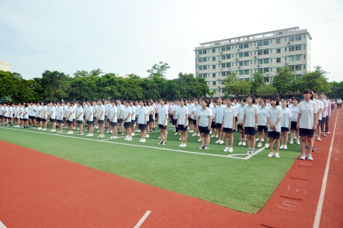 學生2.jpg