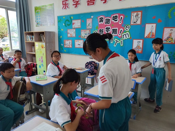 FCCFB4A83ADEAB54B129B5D4A061BAC0_副本.jpg
