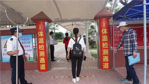 白石環(huán)小學(xué)開展新冠疫情防控應(yīng)急第二次演練 白石環(huán)小學(xué)開展新冠疫情防控應(yīng)急第二次演練