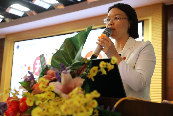 讓家庭文化溫情落地 讓家庭文化溫情落地