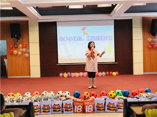 牽手小候鳥 擁抱真善美 牽手小候鳥 擁抱真善美