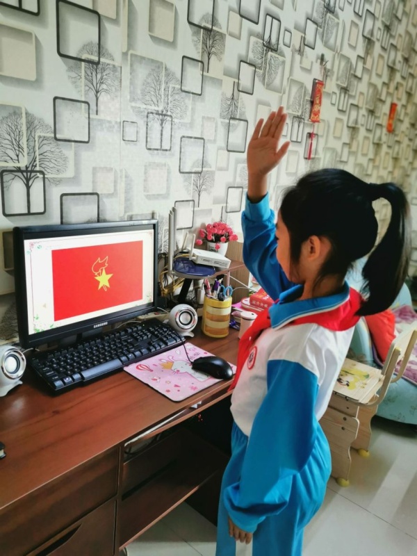 陽(yáng)光雍?。褐戮匆咔橄碌哪嫘姓撸瑺?zhēng)做新時(shí)代少年先鋒