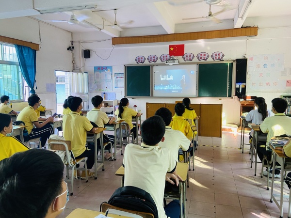 五四演講1.jpg